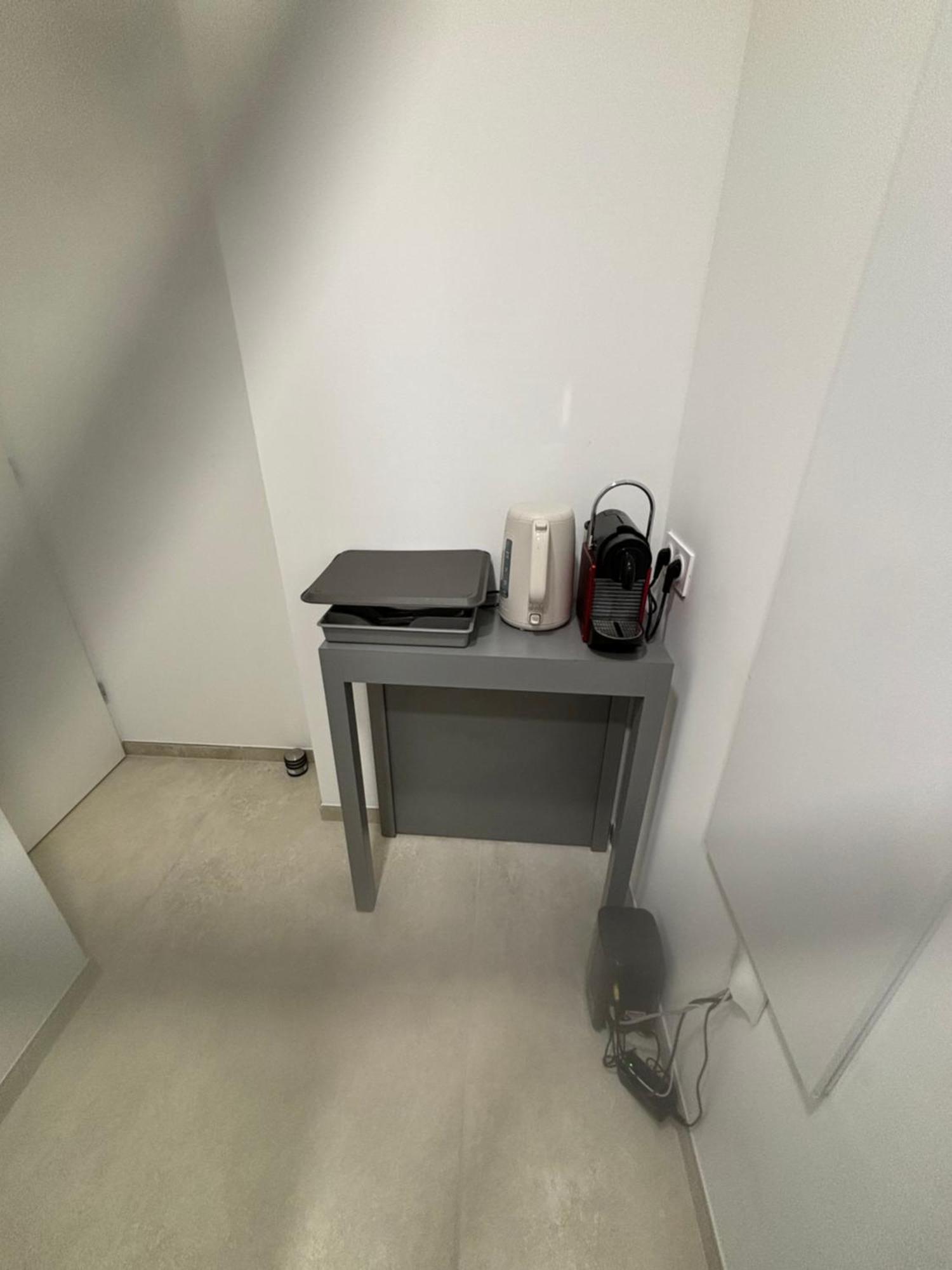 Chambre Privee Climatisee Avec Salle De Bains Partagee-Le Sapin Genay (Rhone) 外观 照片