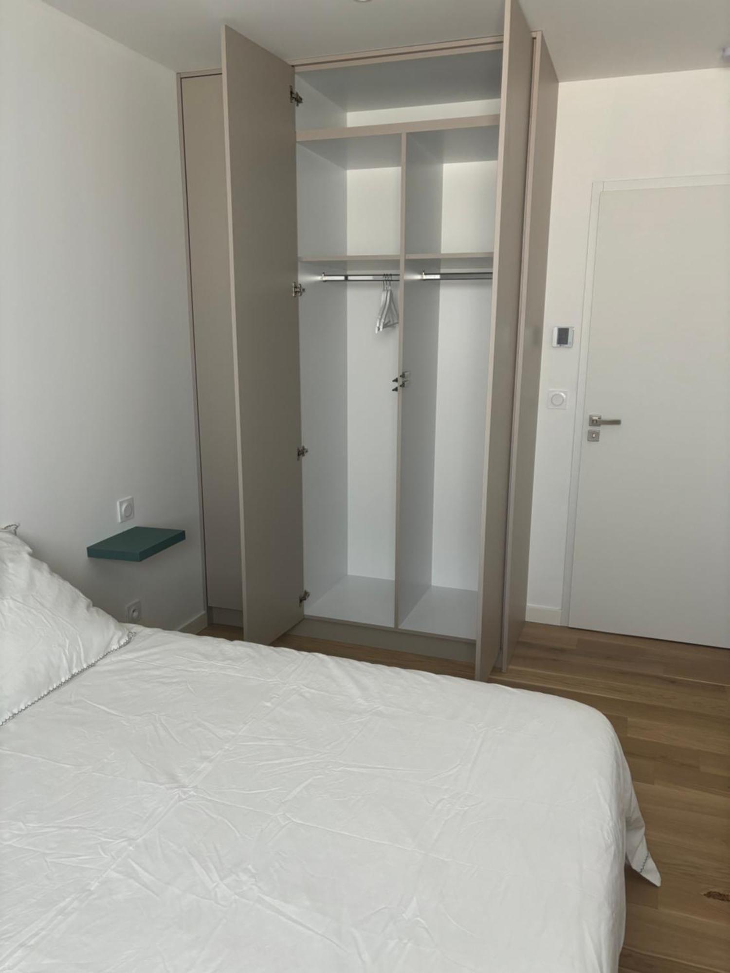 Chambre Privee Climatisee Avec Salle De Bains Partagee-Le Sapin Genay (Rhone) 外观 照片