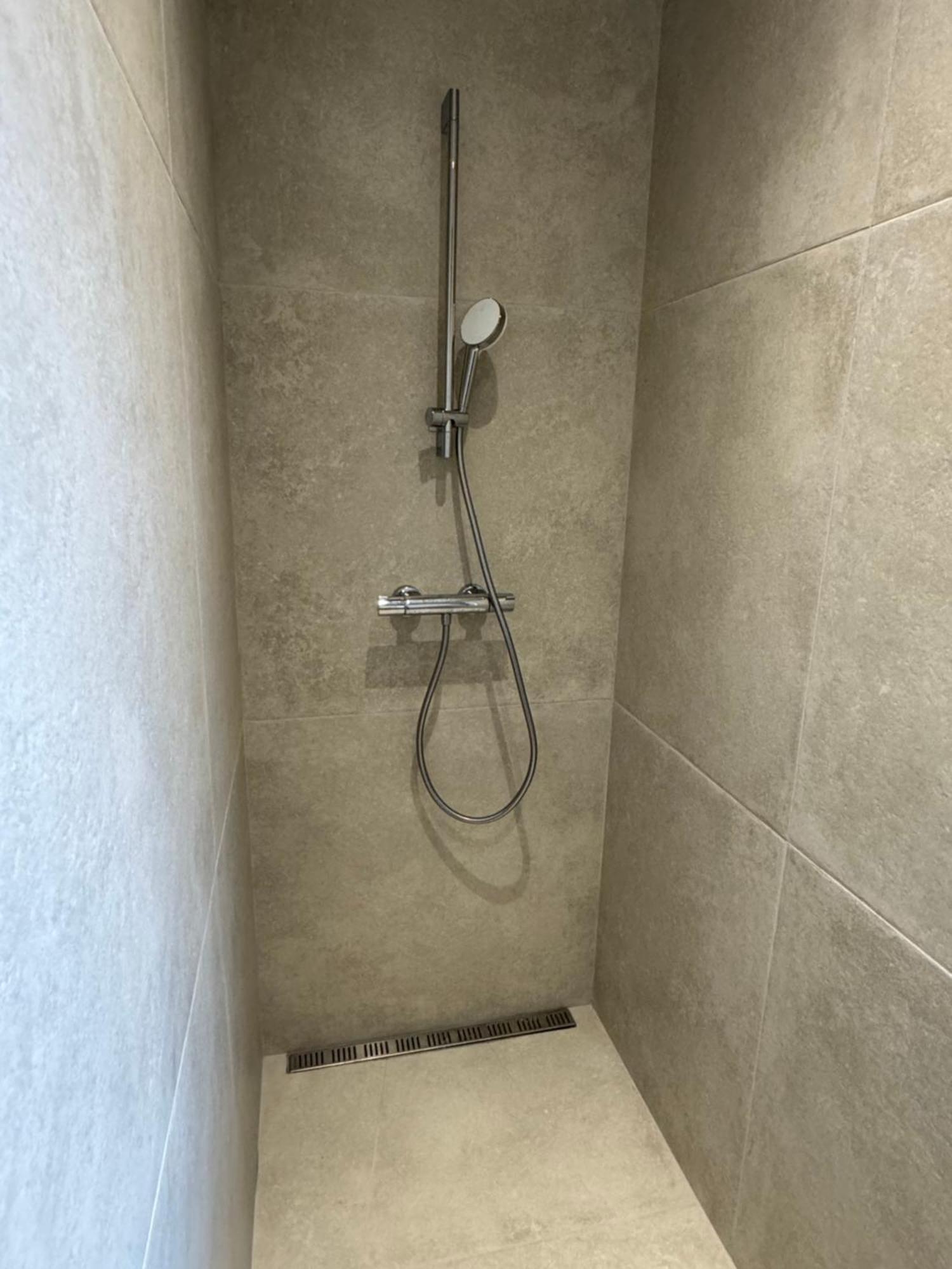 Chambre Privee Climatisee Avec Salle De Bains Partagee-Le Sapin Genay (Rhone) 外观 照片